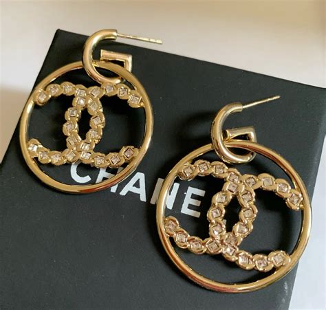 chanel earrings hoops